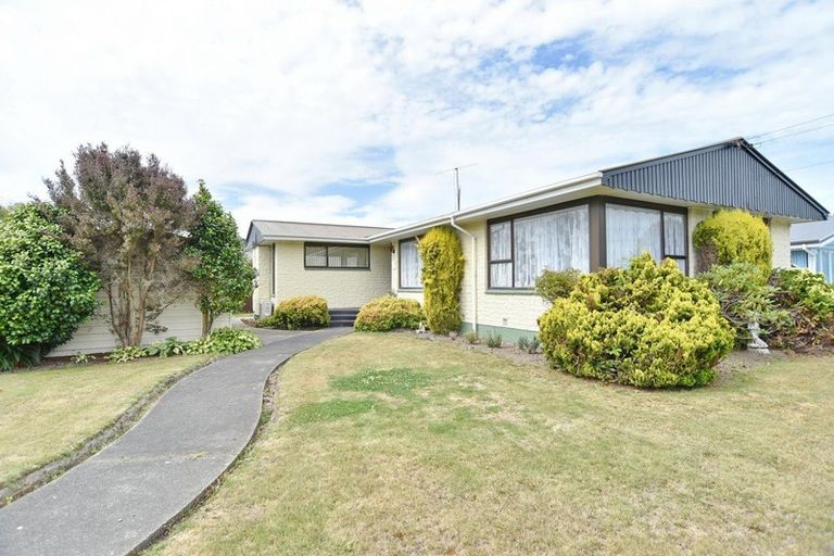 Photo of property in 10 Fairford Street, Bishopdale, Christchurch, 8053
