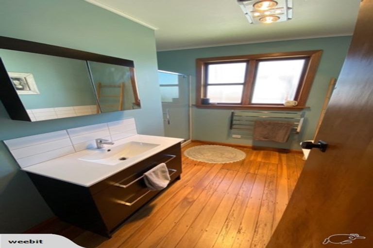 Photo of property in 1 Watson Street, Westport, 7825