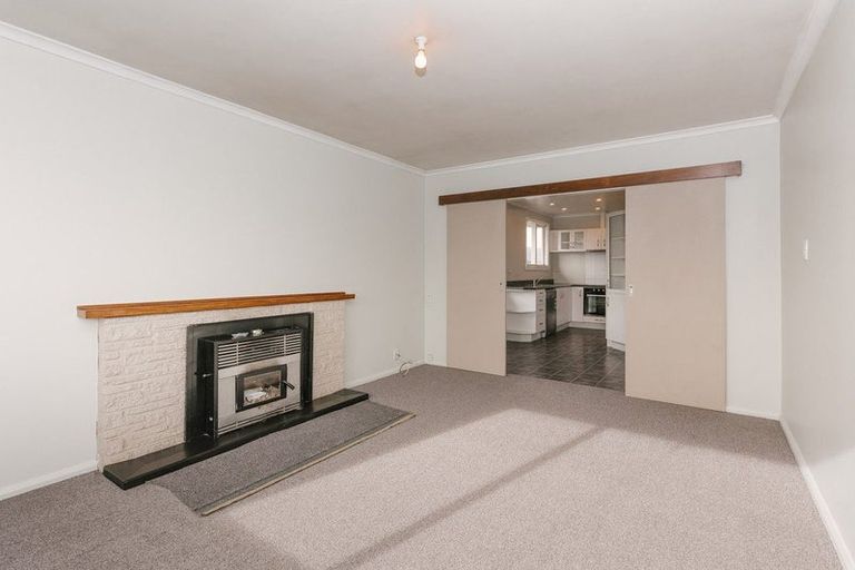 Photo of property in 19 Leeds Street, Milson, Palmerston North, 4414