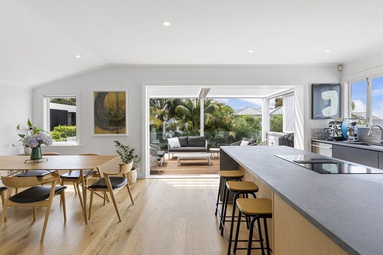 Photo of property in 14 Gunson Street, Freemans Bay, Auckland, 1011