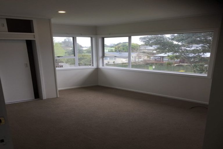 Photo of property in 7 Edgewood Way, Henderson, Auckland, 0612