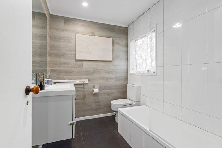 Photo of property in 124a Osprey Drive, Welcome Bay, Tauranga, 3112