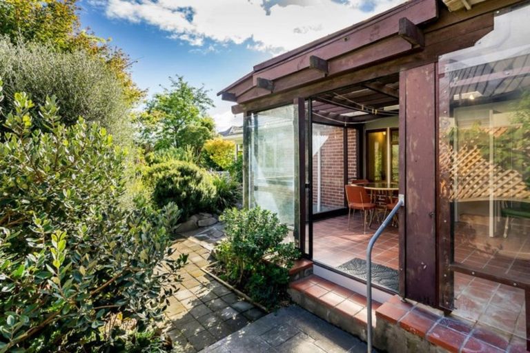 Photo of property in 10 Montana Avenue, Ilam, Christchurch, 8041