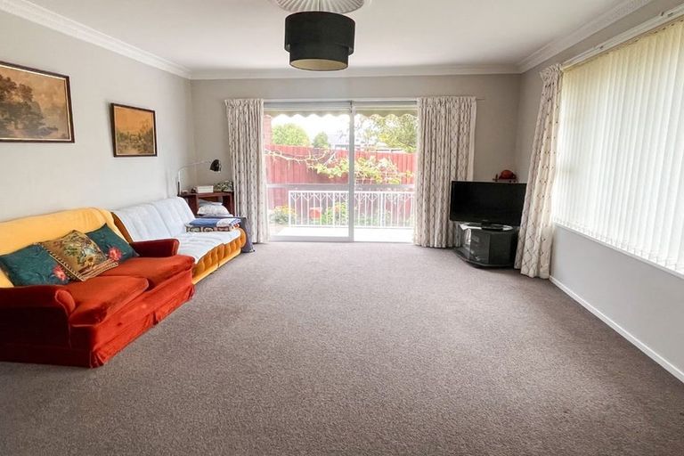 Photo of property in 5a Westgrove Avenue, Avonhead, Christchurch, 8042