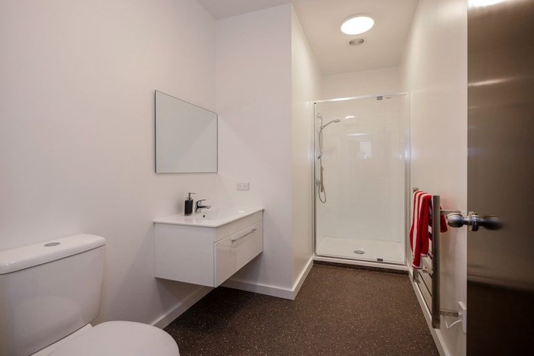 Photo of property in 274 Oxford Street, South Dunedin, Dunedin, 9012