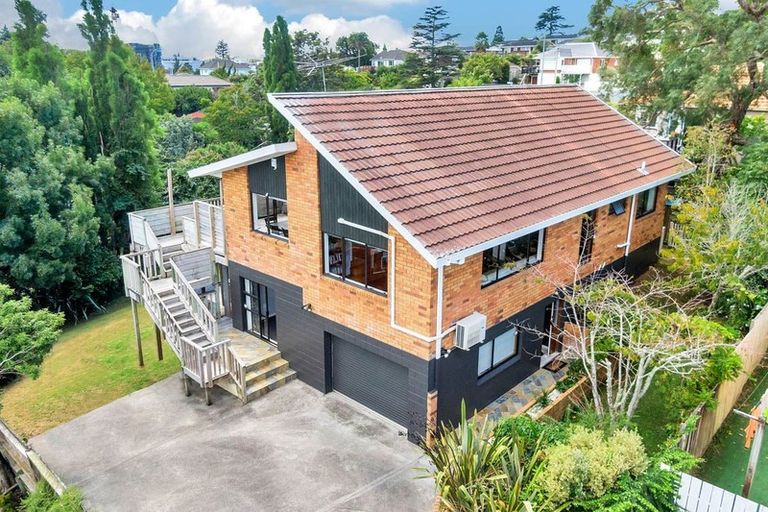 Photo of property in 45c Savoy Road, Glen Eden, Auckland, 0602