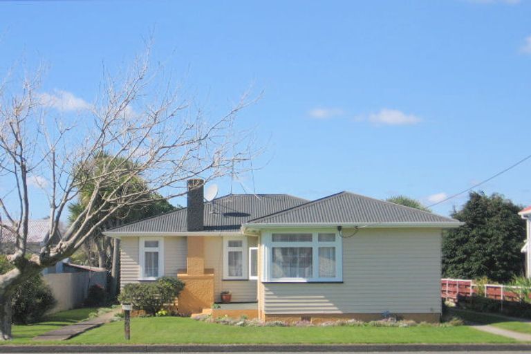 Photo of property in 34a Park Street, Foxton, 4814