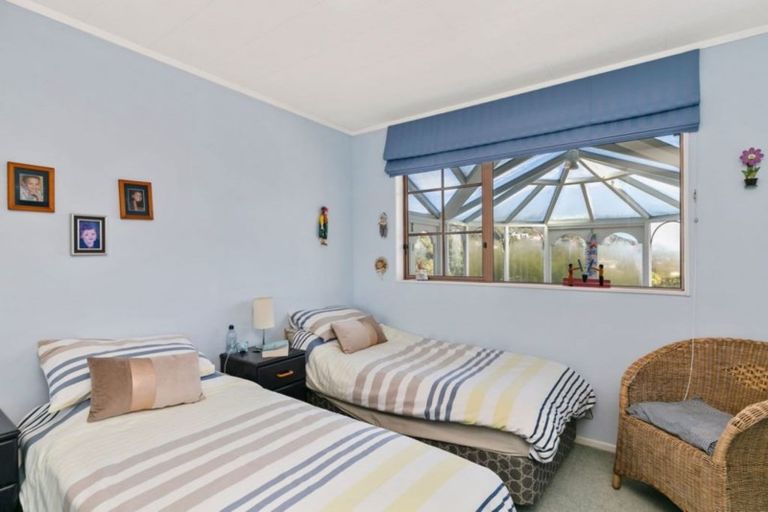 Photo of property in 54 Leeward Drive, Whitby, Porirua, 5024