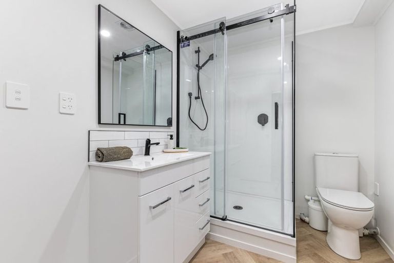 Photo of property in 1/21 Hillcrest Road, Papatoetoe, Auckland, 2025