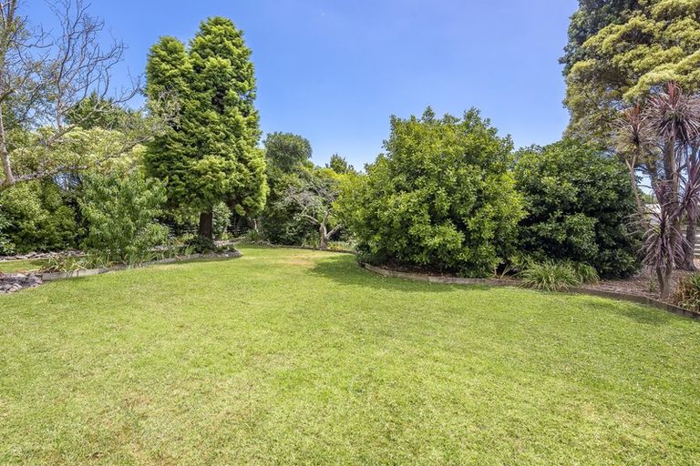 Photo of property in 3-9 Seddon Street, Waikanae, 5036