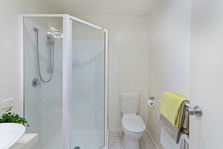 Photo of property in 1/206 Manuka Road, Bayview, Auckland, 0629