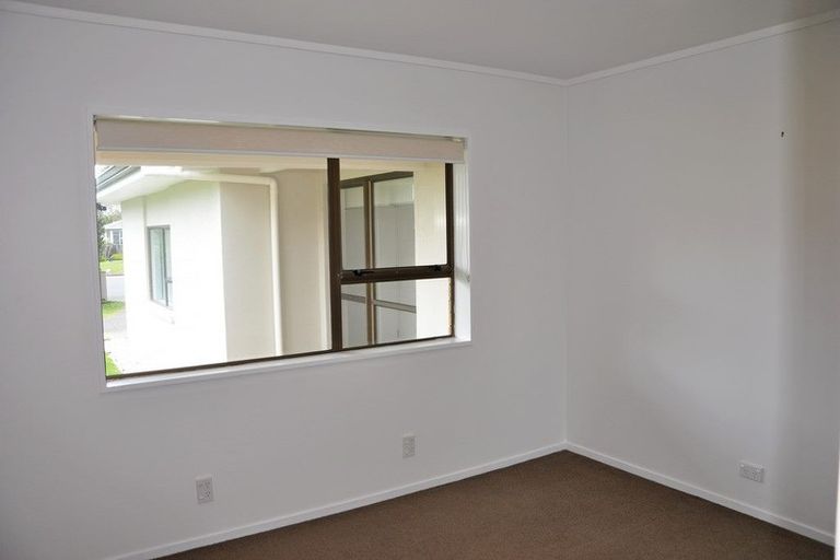 Photo of property in 11 Manuka Street, Orewa, 0931