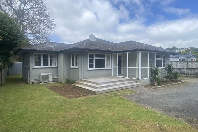 Photo of property in 5a Lorna Street, Lynmouth, New Plymouth, 4310