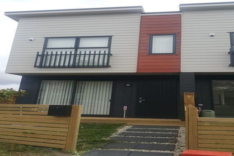 Photo of property in 11 Albert Pryor Avenue, Henderson, Auckland, 0612