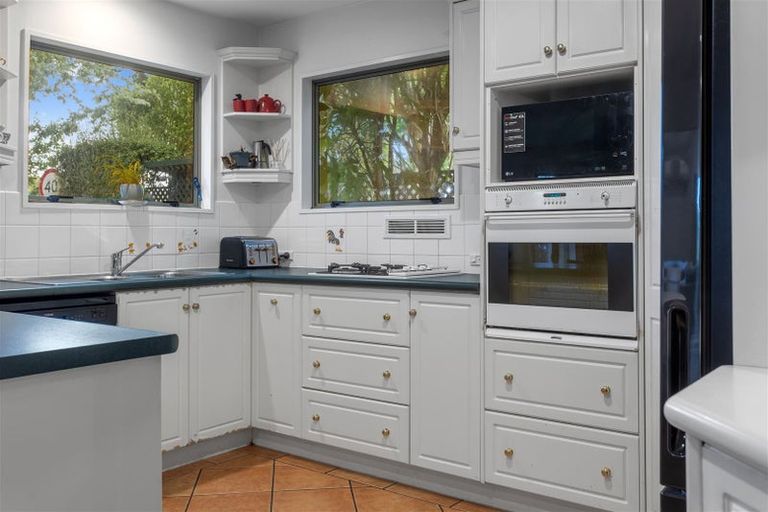 Photo of property in 124 Springfield Road, St Albans, Christchurch, 8014