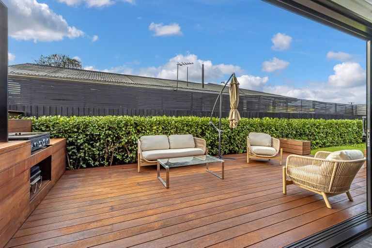 Photo of property in 5a Cherry Place, Casebrook, Christchurch, 8051