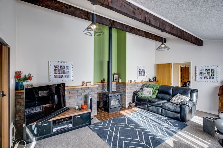 Photo of property in 2 Yeo Place, Taradale, Napier, 4112