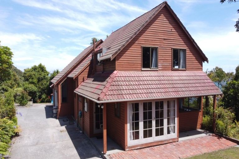 Photo of property in 12 Stanton Crescent, Karoro, Greymouth, 7805