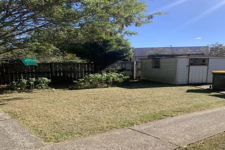 Photo of property in 1/32 Evelyn Place, Hillcrest, Auckland, 0627