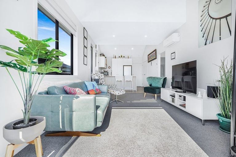 Photo of property in 1/81 Storey Avenue, Hamilton, 3200