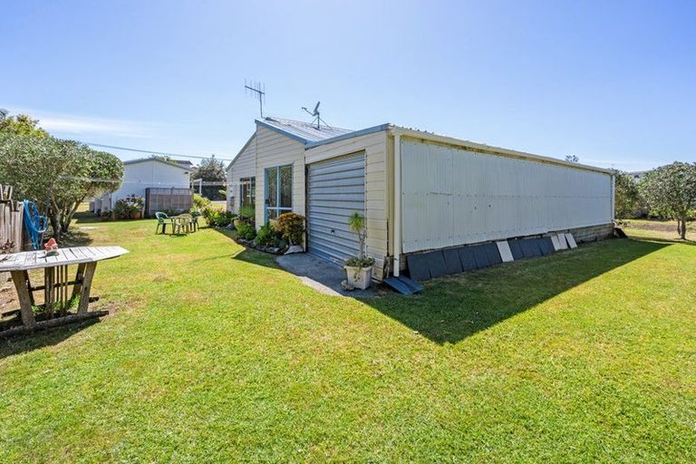 Photo of property in 56 Bream Bay Drive, Ruakaka, 0116