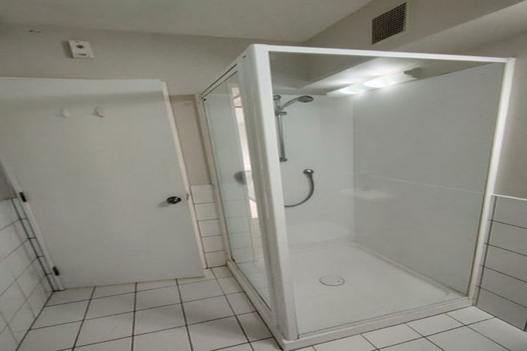 Photo of property in Rostrevor House, 4/130b Vivian Street, Te Aro, Wellington, 6011