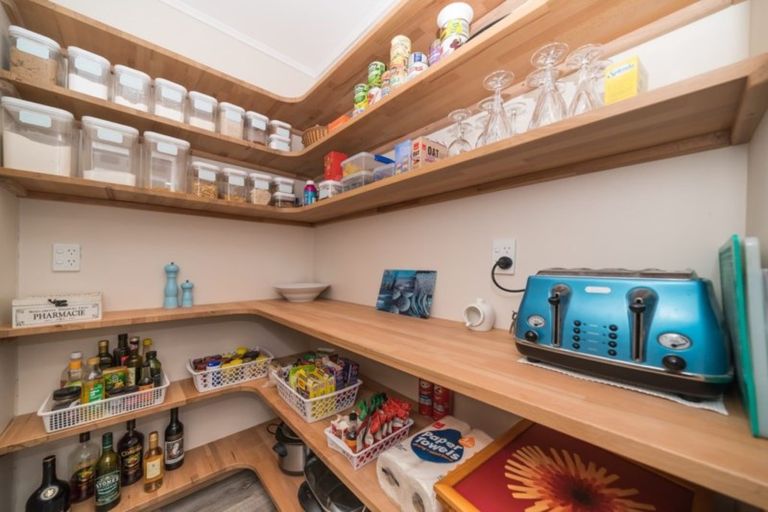 Photo of property in 106 West Street, Feilding, 4702