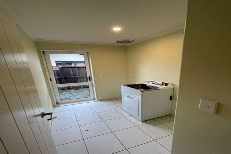 Photo of property in 16 O'dea Place, Burnside, Christchurch, 8053