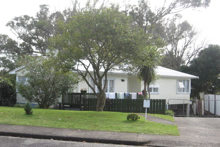 Photo of property in 11 Mountfort Street, Manurewa, Auckland, 2102