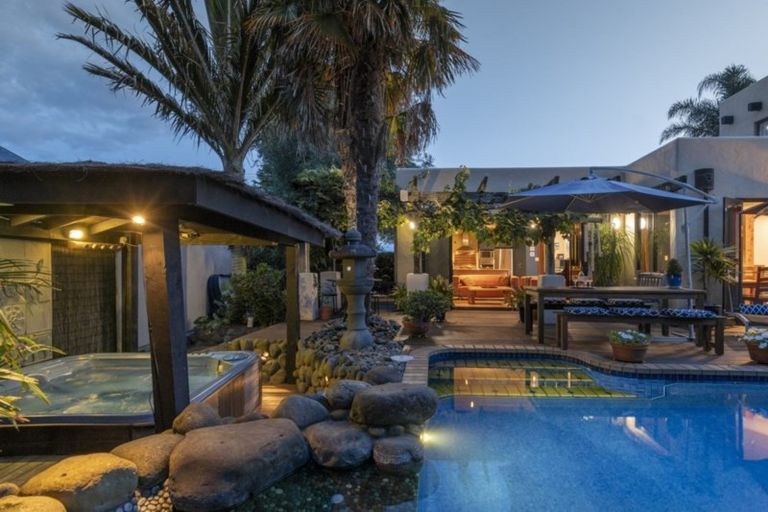 Photo of property in 2 La Cumbre Close, Bethlehem, Tauranga, 3110