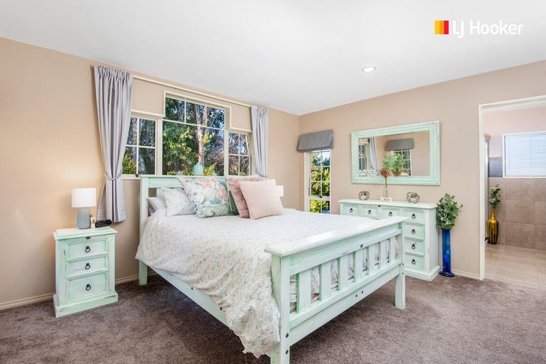 Photo of property in 100 Church Street, Mosgiel, 9024