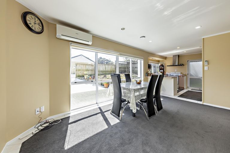 Photo of property in 1/47 Great South Road, Manurewa, Auckland, 2102