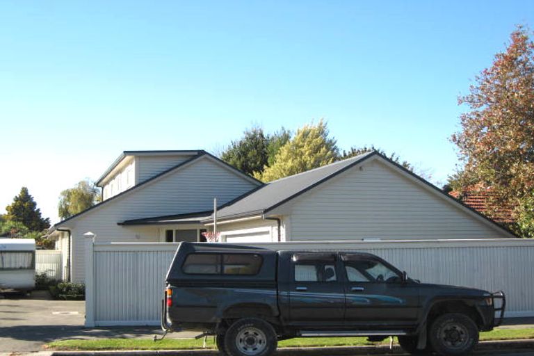 Photo of property in 106 Wairakei Road, Bryndwr, Christchurch, 8052