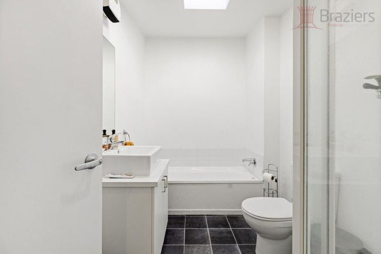 Photo of property in 4/62 Burke Street, Addington, Christchurch, 8024