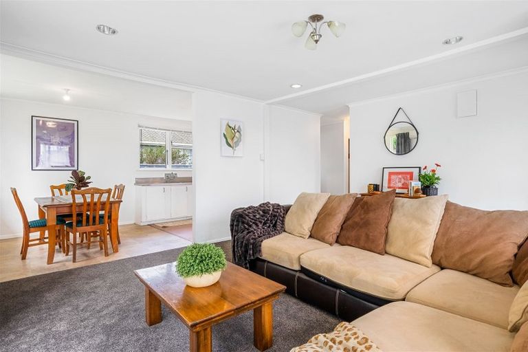 Photo of property in 108 Corinna Street, Waitangirua, Porirua, 5024