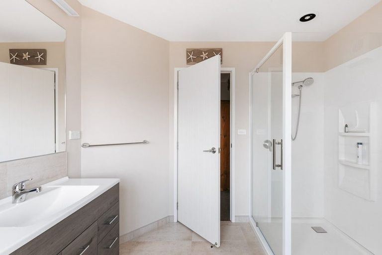 Photo of property in 250 Hamurana Road, Omokoroa, 3114