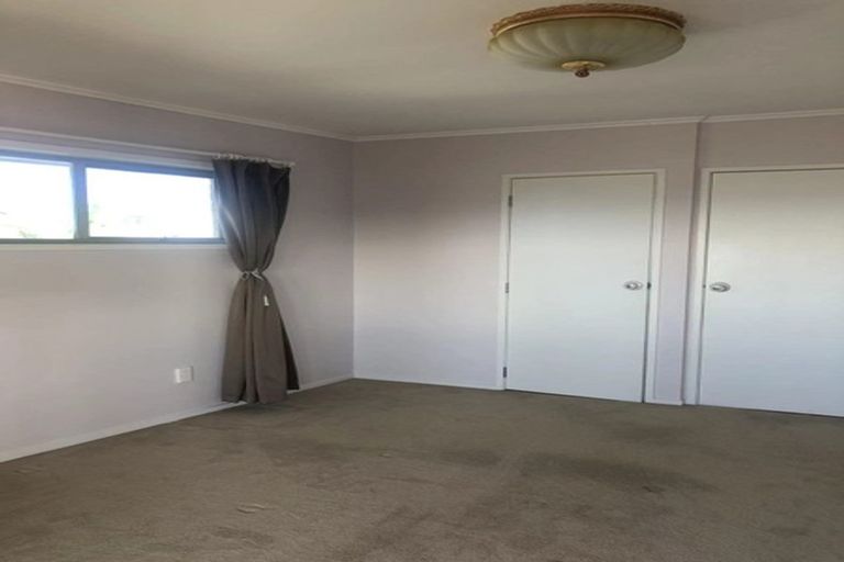 Photo of property in 11 Wairere Road, Torbay, Auckland, 0630
