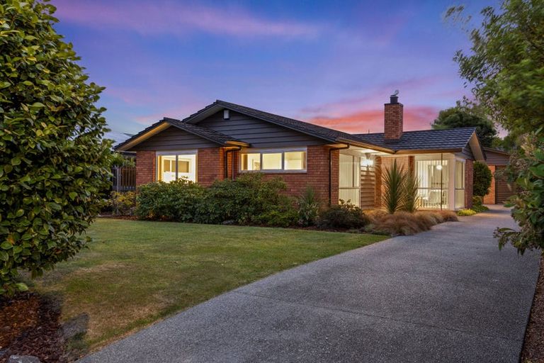 Photo of property in 53 Roberta Drive, Somerfield, Christchurch, 8024