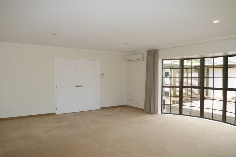 Photo of property in 63a Ngaio Road, Waikanae, 5036