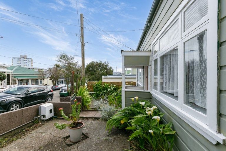 Photo of property in 223 Adelaide Road, Newtown, Wellington, 6021