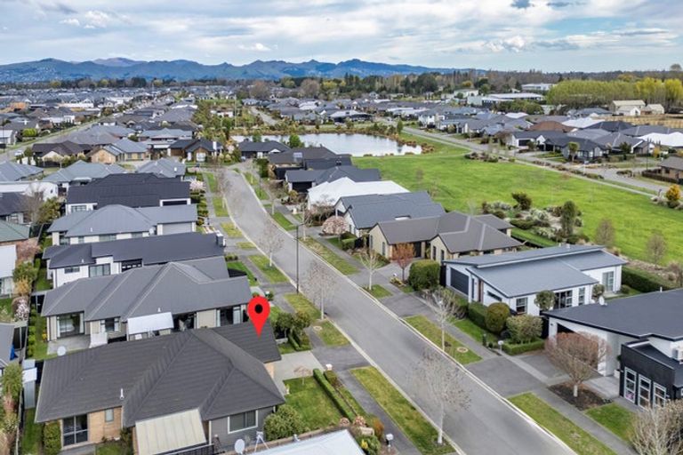 Photo of property in 30 Taiore Crescent, Marshland, Christchurch, 8083