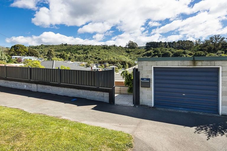 Photo of property in 90 Brockville Road, Glenross, Dunedin, 9011