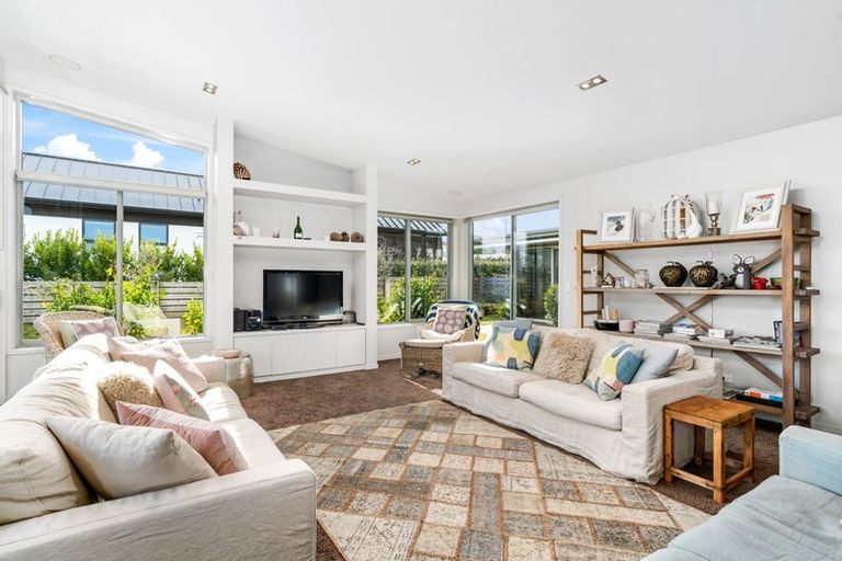 Photo of property in 20 Greenbelt Place, Wanaka, 9305