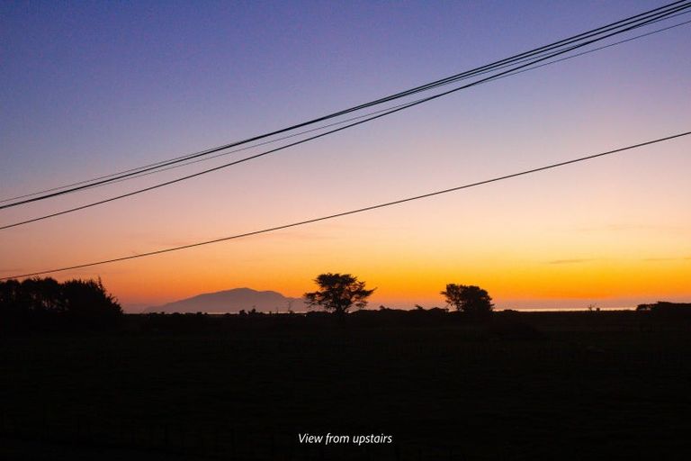 Photo of property in 2a Kiharoa Street, Otaki Beach, Otaki, 5512