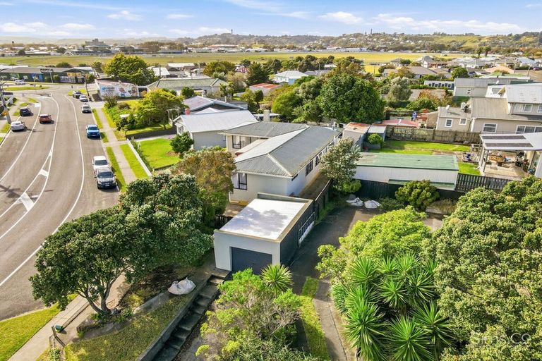 Photo of property in 9 Alma Road, Gonville, Whanganui, 4501