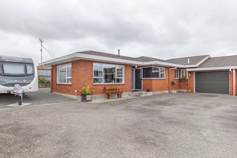 Photo of property in 25b Trafalgar Street, Levin, 5510
