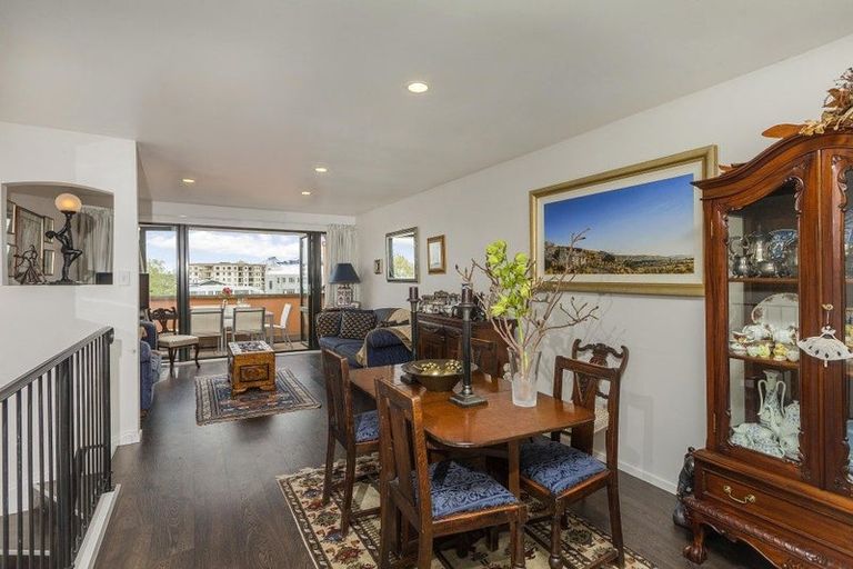 Photo of property in 2/10 Cleveland Road, Parnell, Auckland, 1052