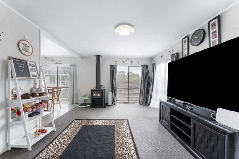 Photo of property in 35 Kellett Road, Ranui, Auckland, 0612