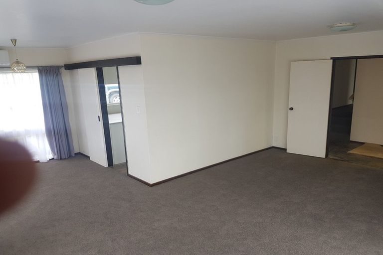 Photo of property in 45 Meadway, Sunnyhills, Auckland, 2010