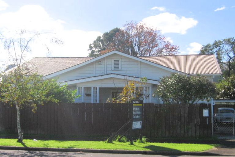Photo of property in 1/31 Garelja Road, Henderson, Auckland, 0612